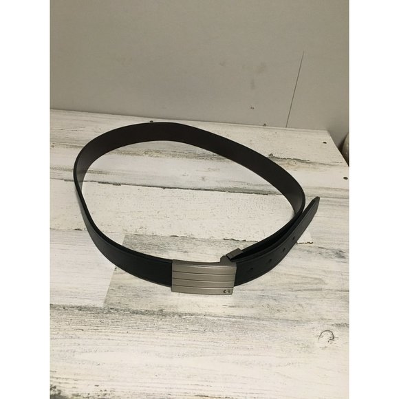 Guess imitation leather black belt with silver tone buckle size 38-40 - Picture 1 of 3